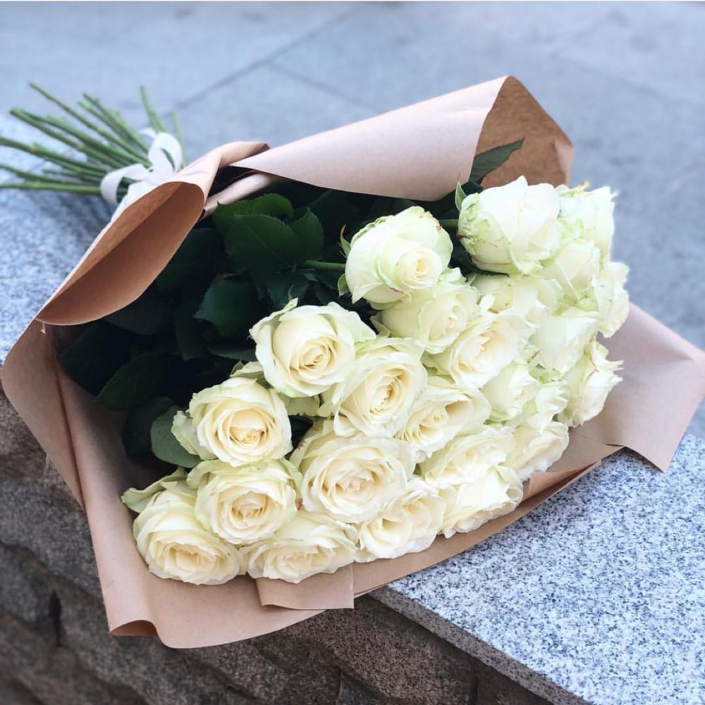Букет Белые розы Анастасия в Преградной