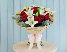Букет цветов из:  Лилии и Розы #REPLACE_PRED# Преградной