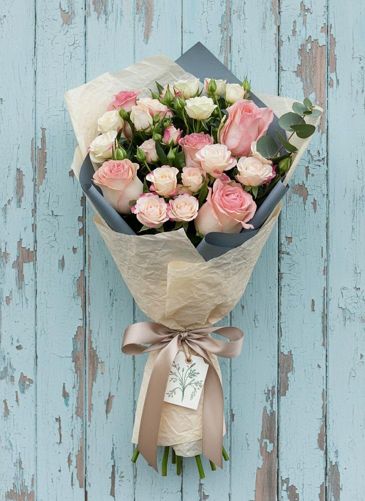 Букет цветов из: Розы в Преградной