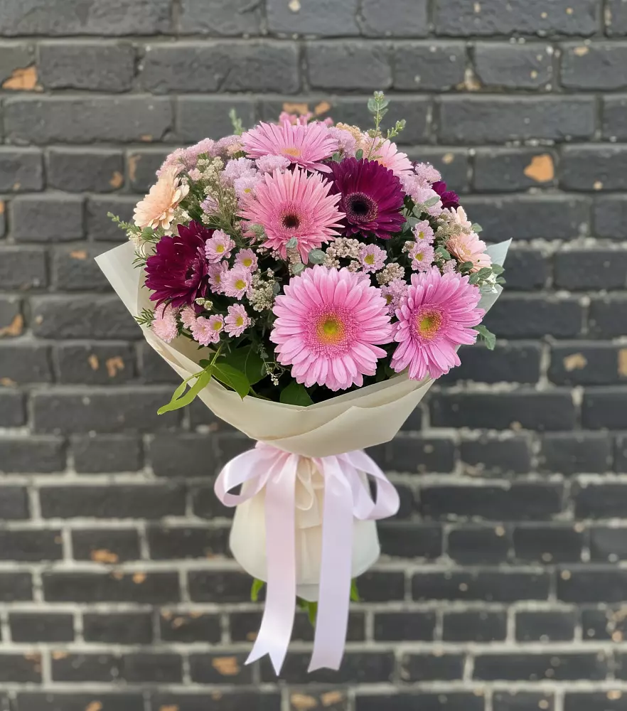 Букет цветов из: Герберы и Хризантемы в Преградной
