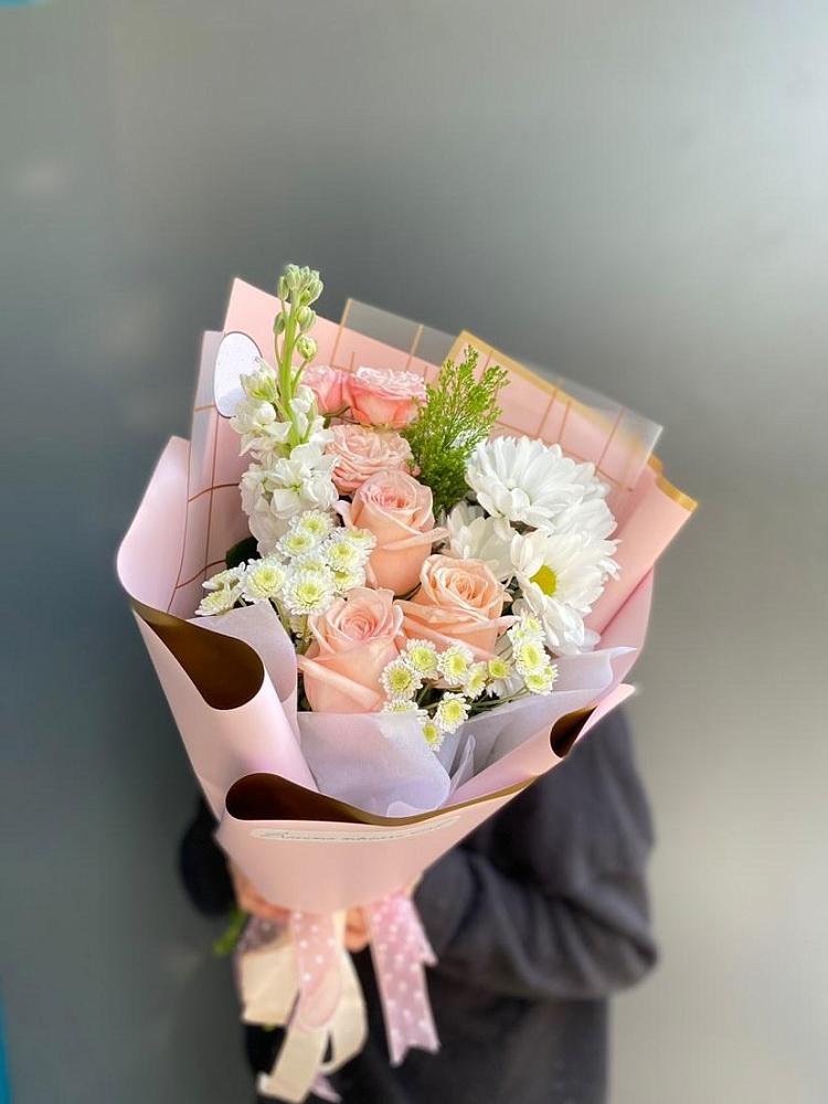 Букет цветов из: Хризантемы и Розы в Преградной