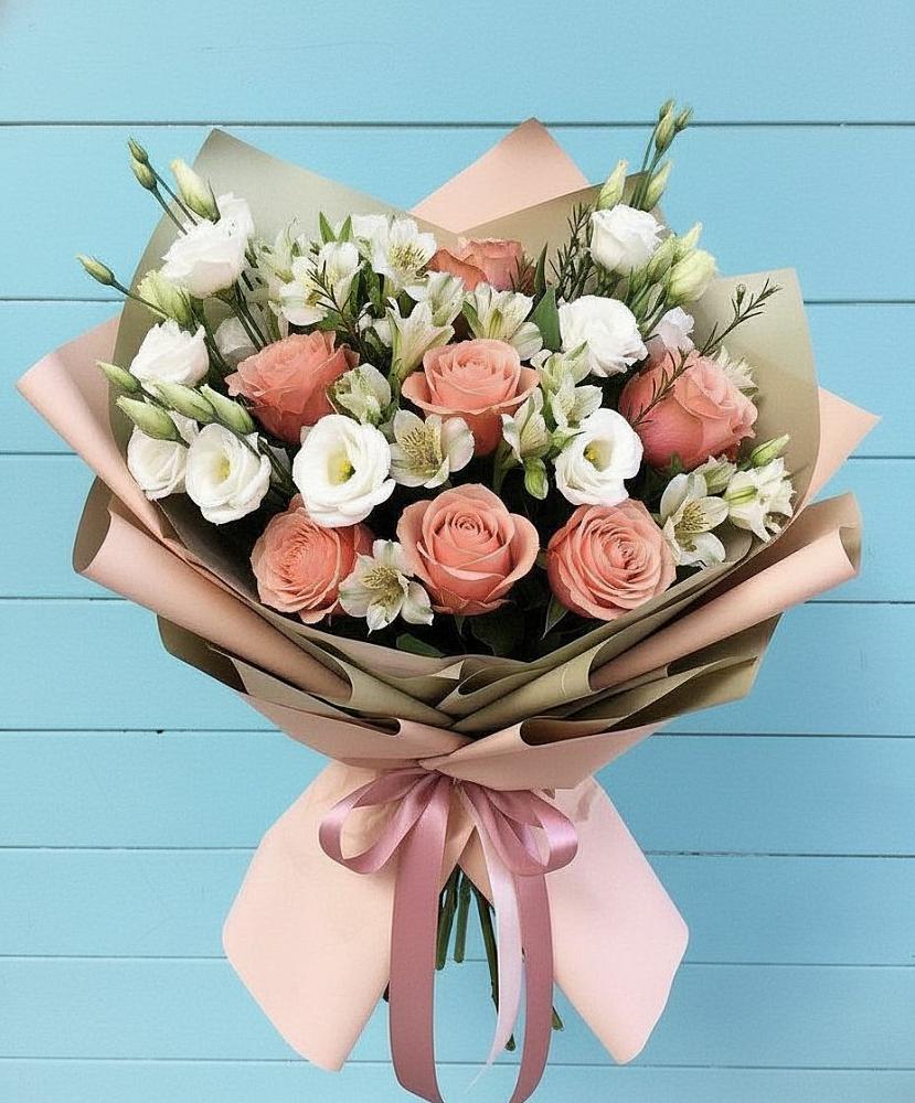 Букет цветов из: Розы, Альстромерии и Лизиантусы в Преградной