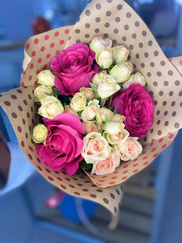 Букет цветов из: Розы в Преградной