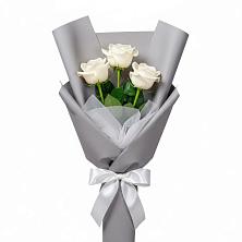 Букет 3 белые розы в Преградной