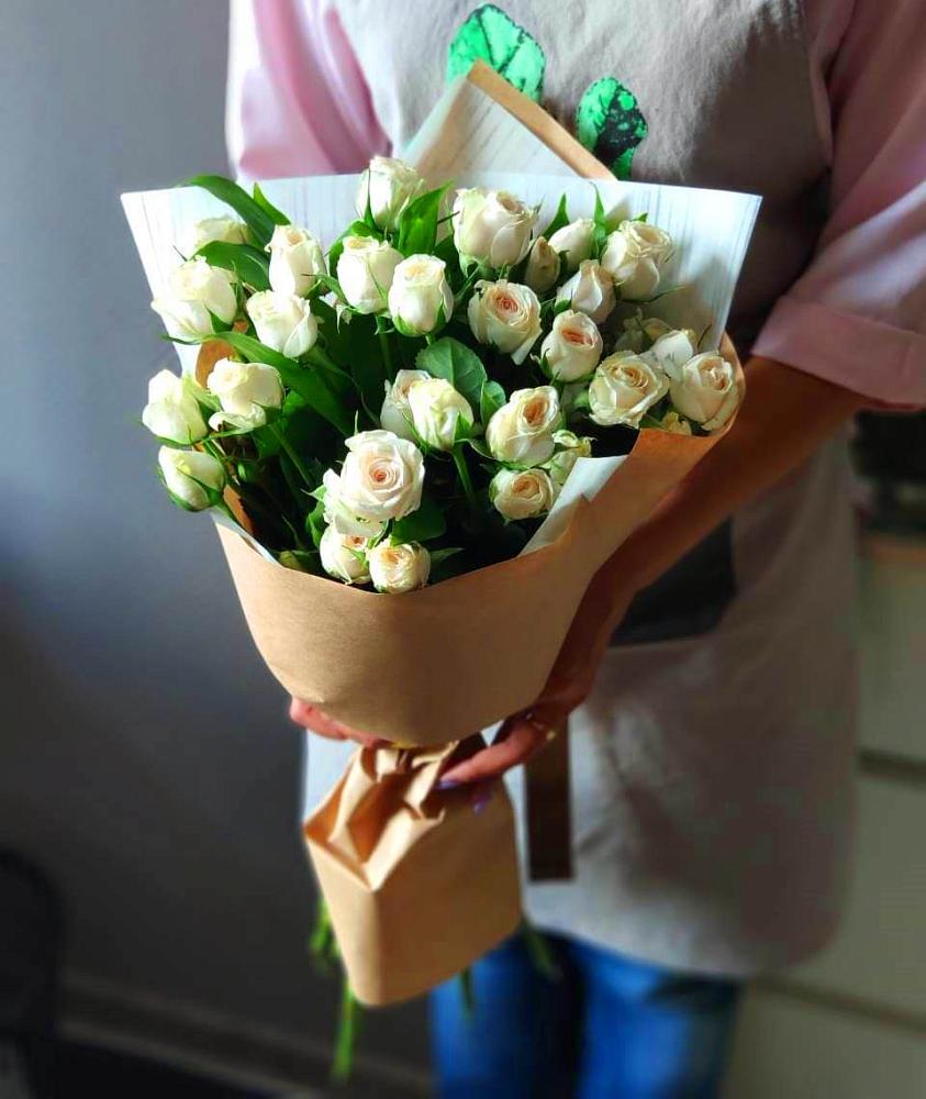 Букет цветов из: Розы в Преградной