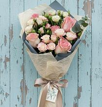 Букет цветов из:  Розы #REPLACE_PRED# Преградной