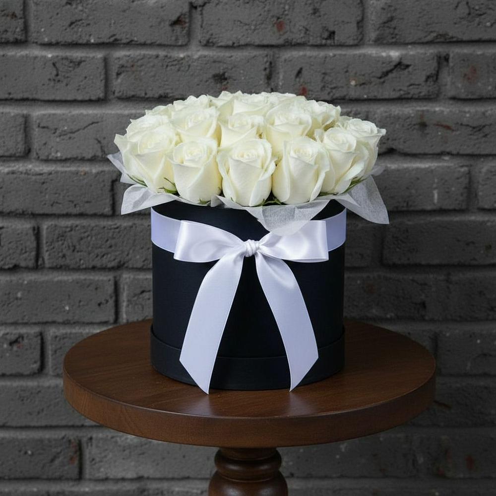 Цветочная композиция из Розы в шляпной коробке в Преградной