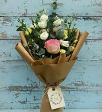 Букет цветов из:  Розы и Лизиантусы в Преградной